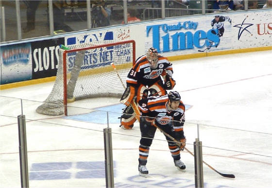 faceoff.326.jpg